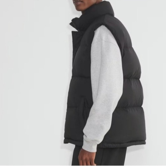🔥NEW with tags NWT Aritzia The Super Puff Mens Vest size Small - Picture 3 of 8